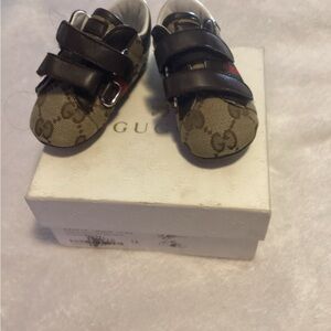 Gucci Baby Brown Monogram Walker Shoes
